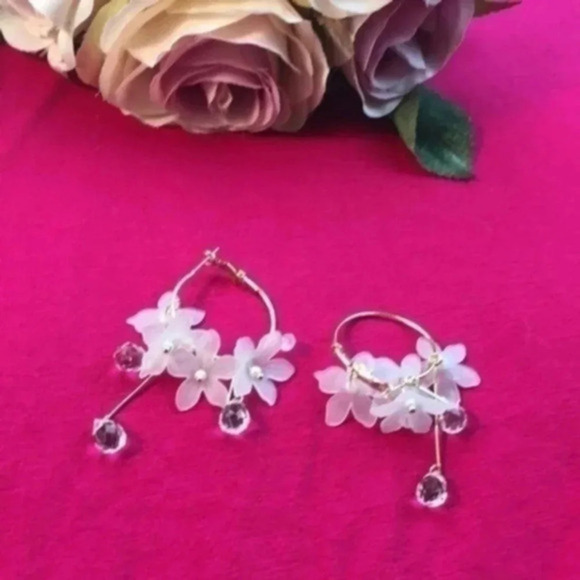 COPY - fashion ear ring one size